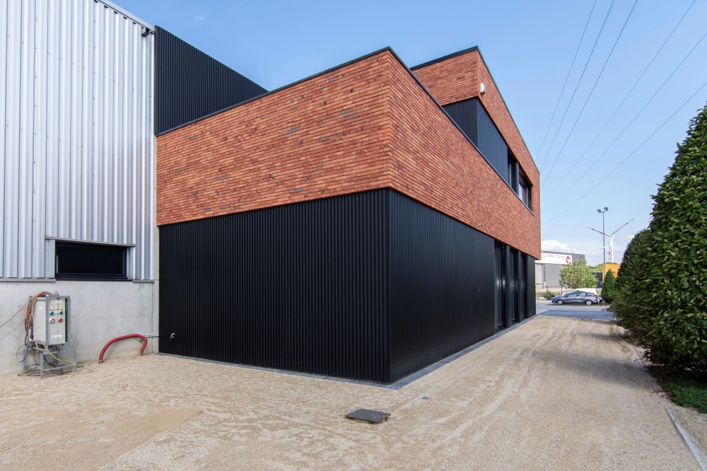 Exterieur bedrijfsgebouw Gebr. Crijns